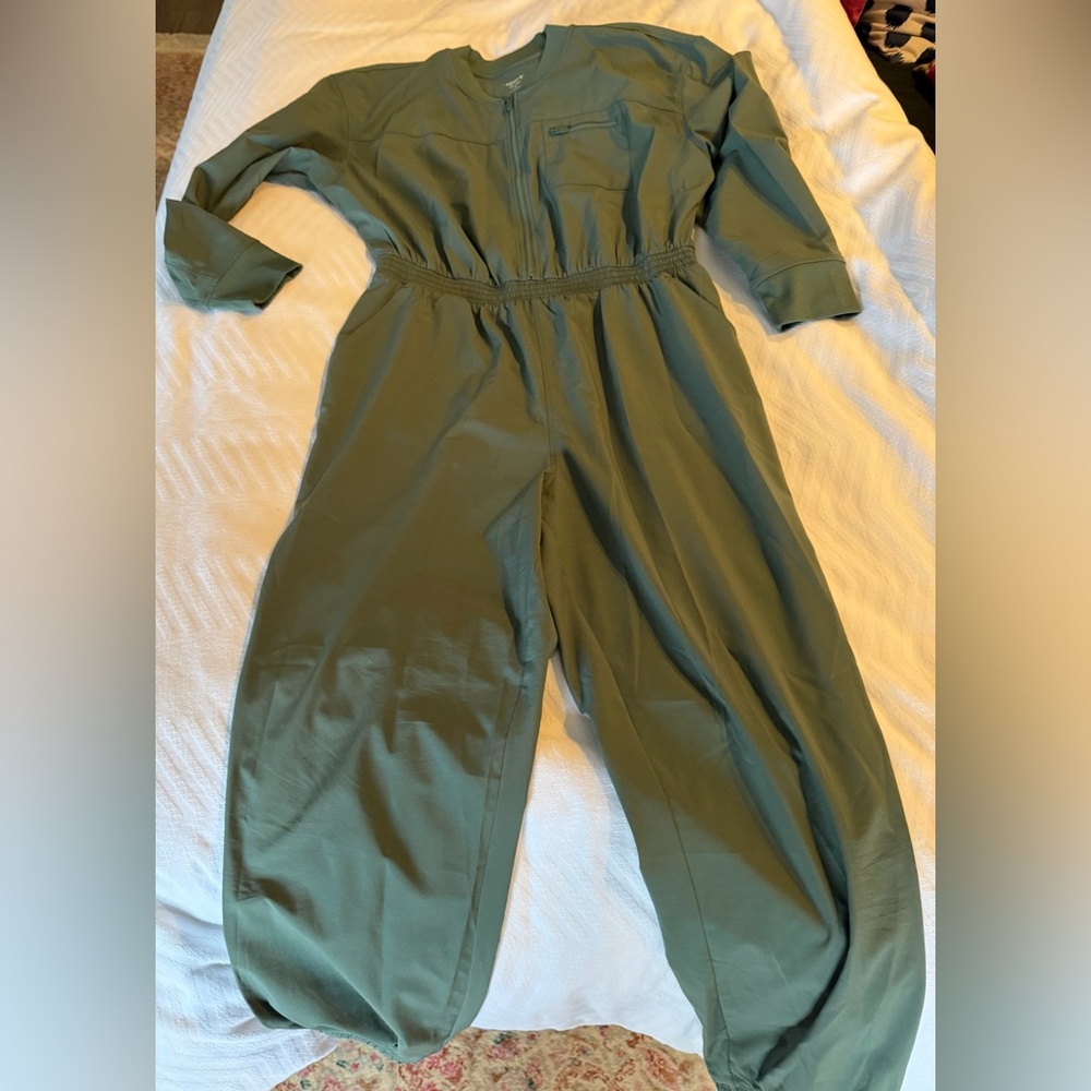 Old Navy Active StretchTech Jacket in Olive